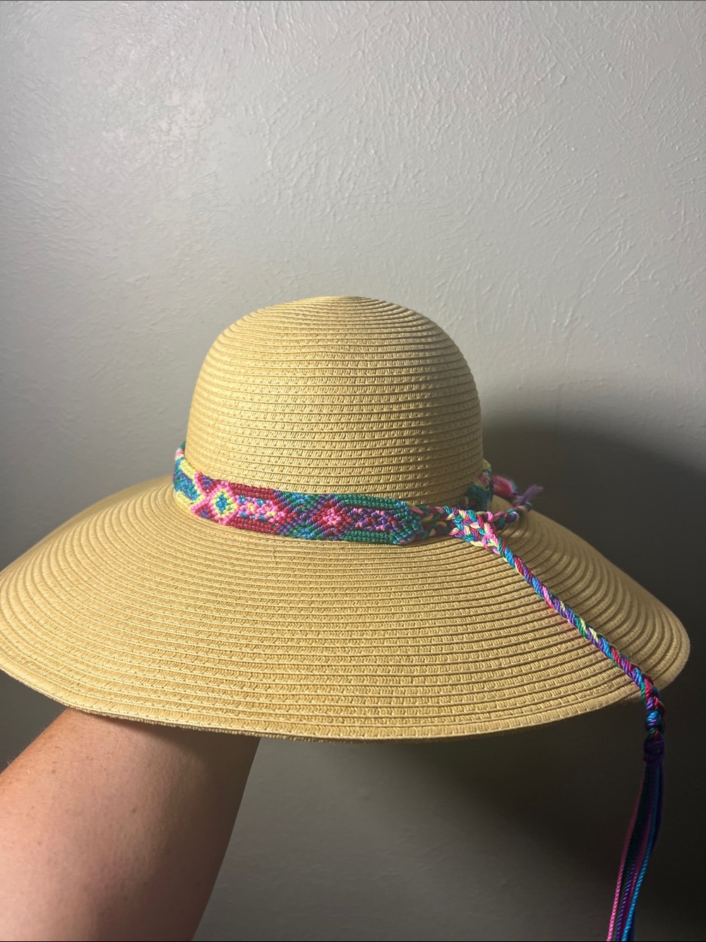 Beristain Wide Brim Straw Sun Hat with Colorful Braided Band size Medium